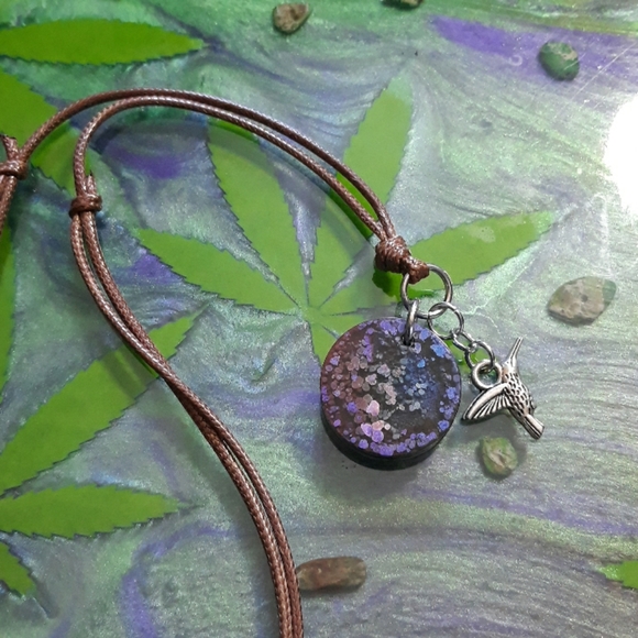 Hummingbird pendant - Picture 3 of 3